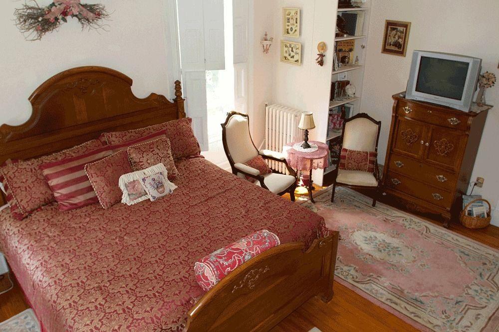 Historic Hill Inn Нюпорт Екстериор снимка