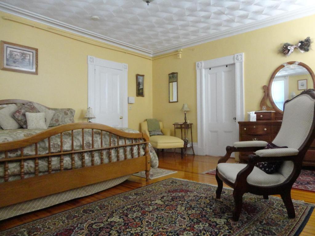 Historic Hill Inn Нюпорт Стая снимка